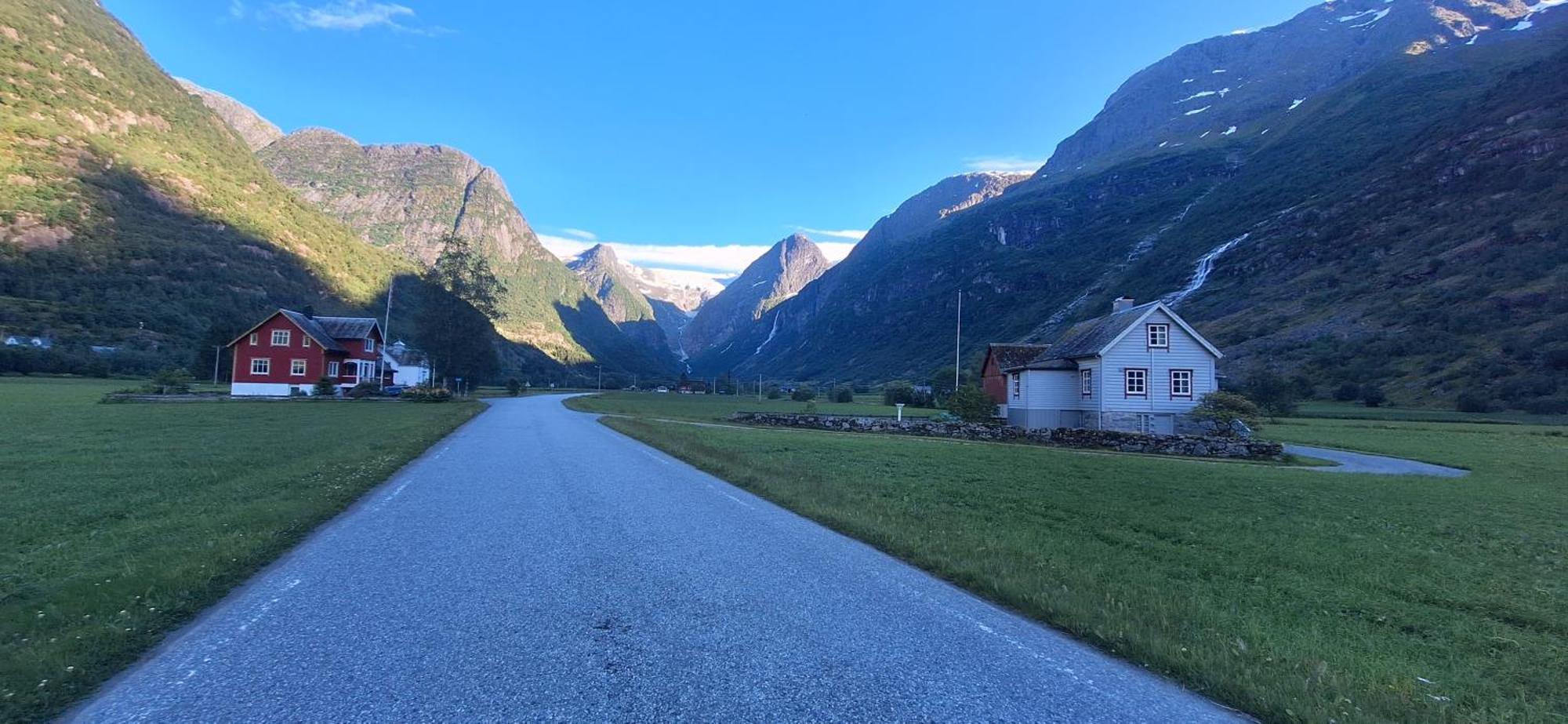 Vila Microen Stryn Exteriér fotografie